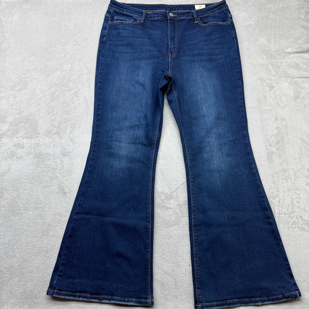 Bridge by Gly Jeans Women's 34 Flare Blue Curvy Hi Rise Distressed Stretch Denim